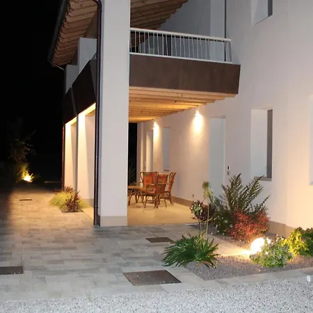 Appartement Stylish Duplex In Verbania *